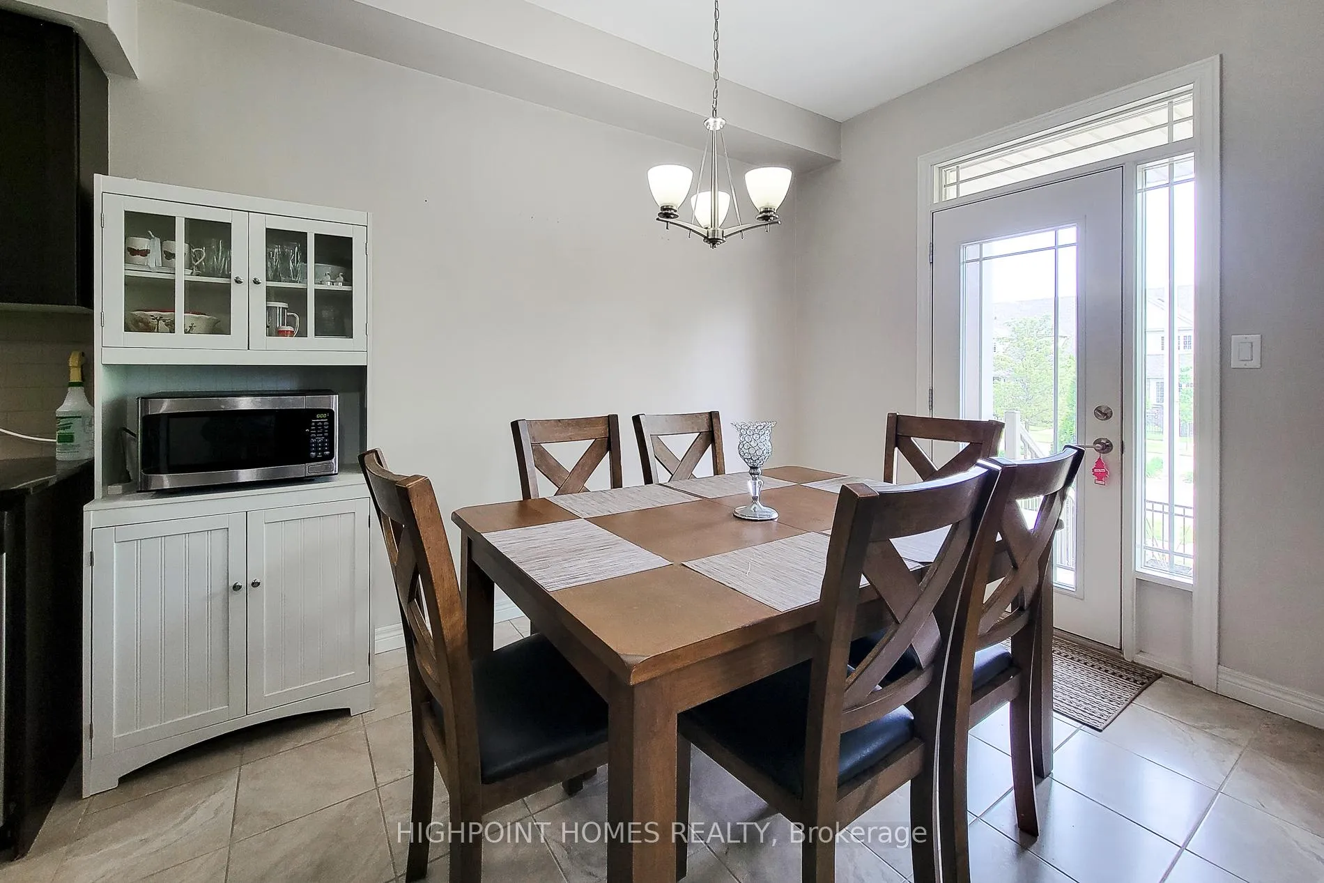 Photo 21 of Unit 15, 6 Chestnut Drive, Grimsby, Grimsby West — HOMEH