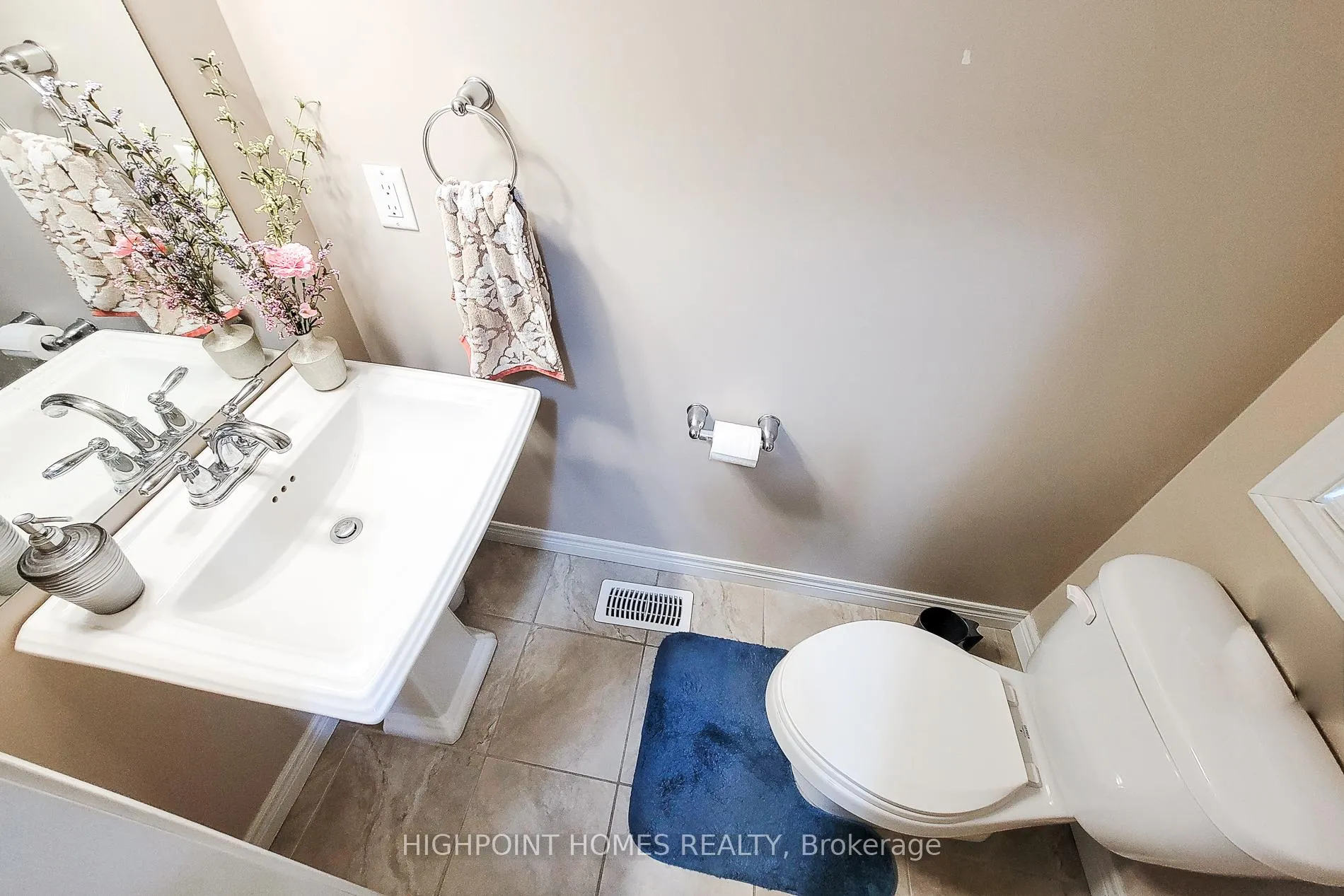 Photo 22 of Unit 15, 6 Chestnut Drive, Grimsby, Grimsby West — HOMEH