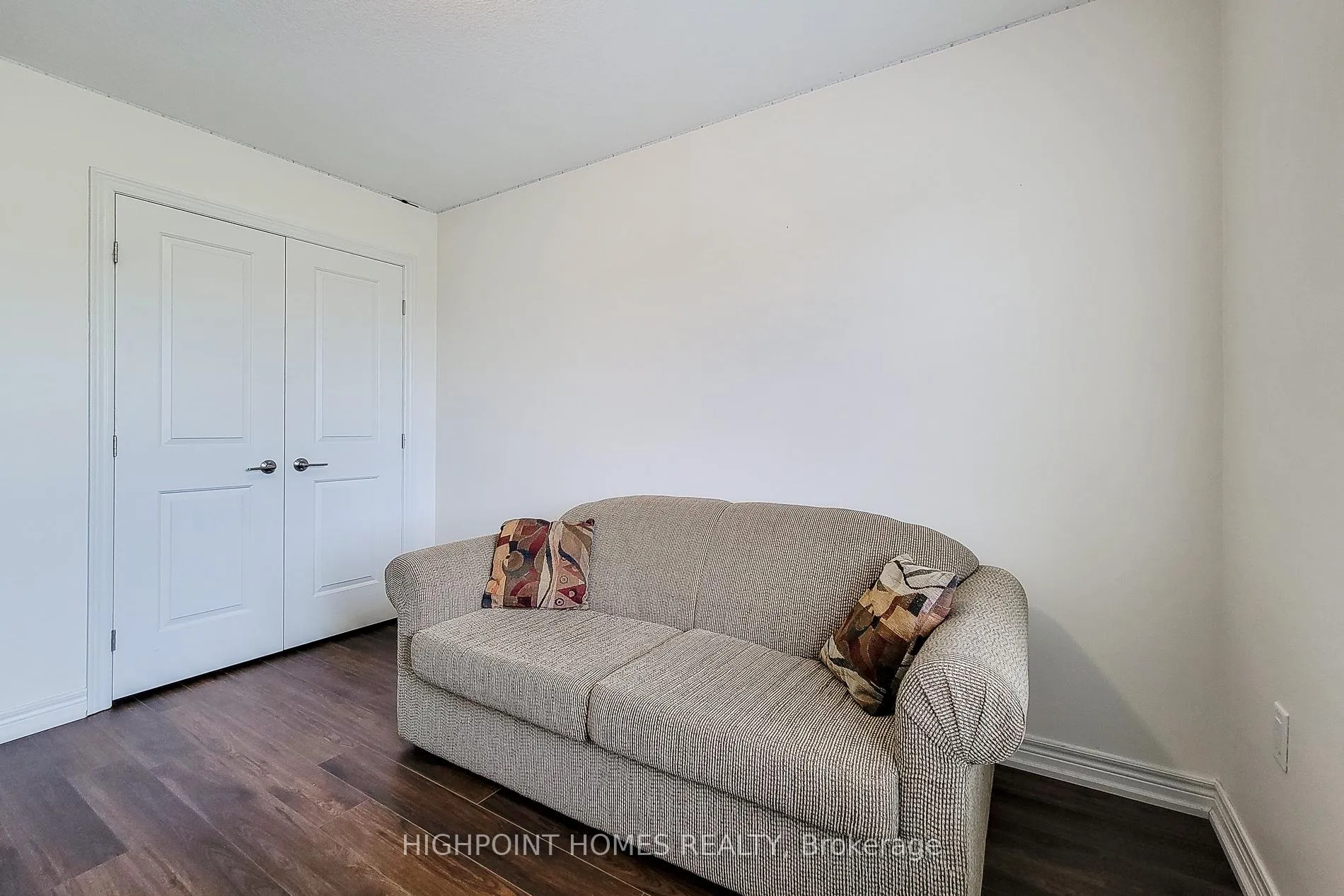 Photo 30 of Unit 15, 6 Chestnut Drive, Grimsby, Grimsby West — HOMEH