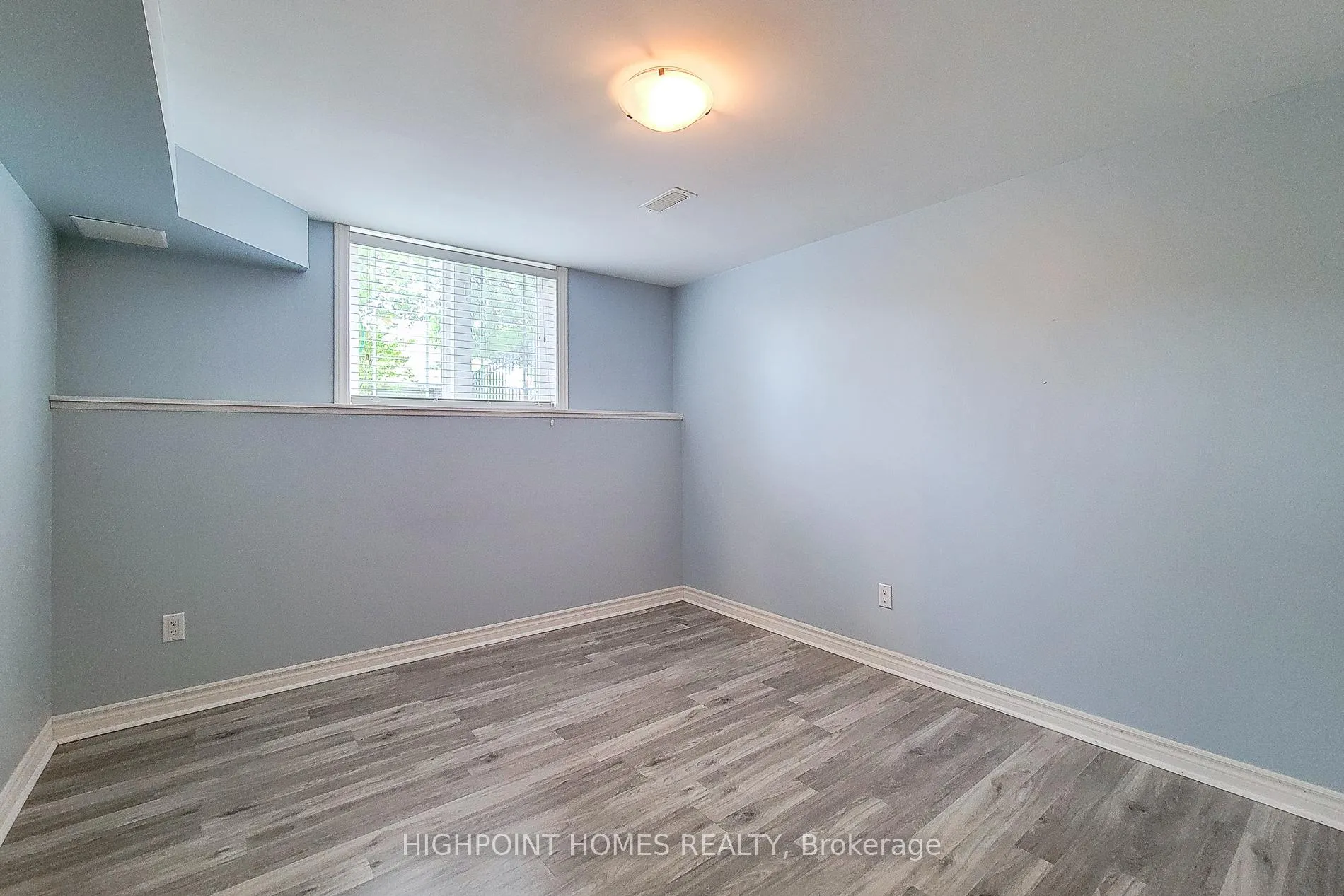 Photo 37 of Unit 15, 6 Chestnut Drive, Grimsby, Grimsby West — HOMEH