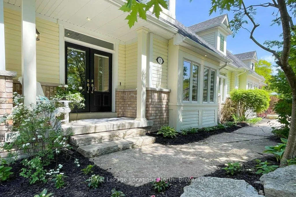 Photo 6 of 5 Christy Drive, Wasaga Beach — HOMEH