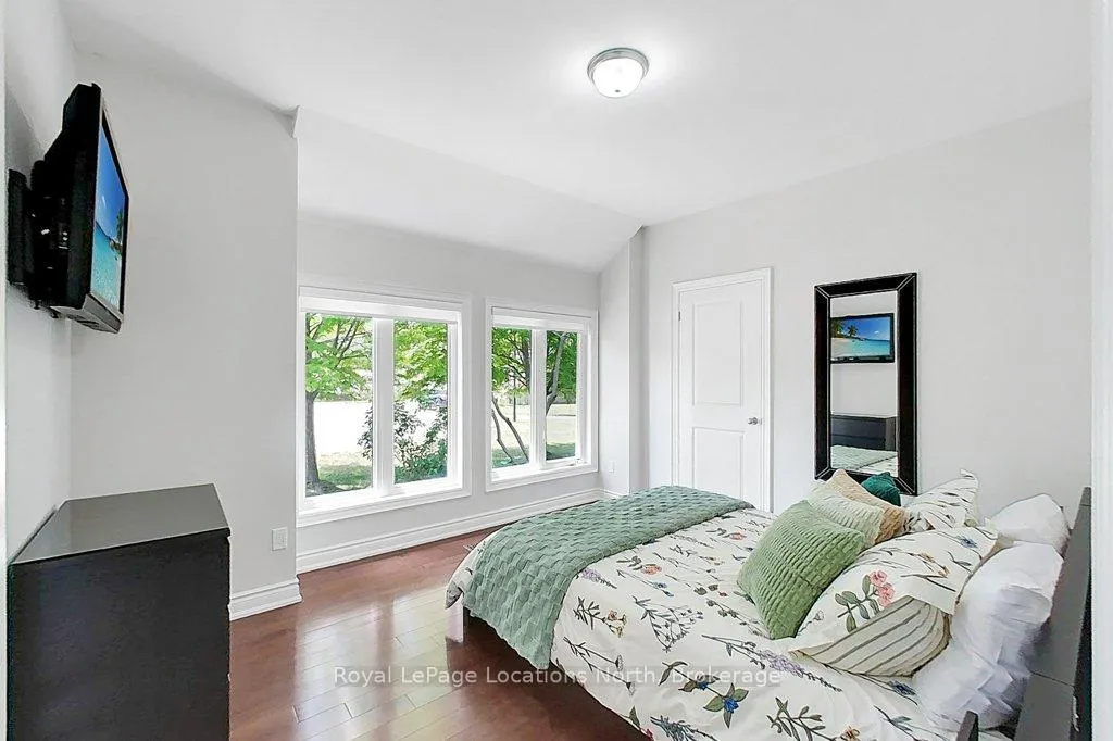 Photo 21 of 5 Christy Drive, Wasaga Beach — HOMEH