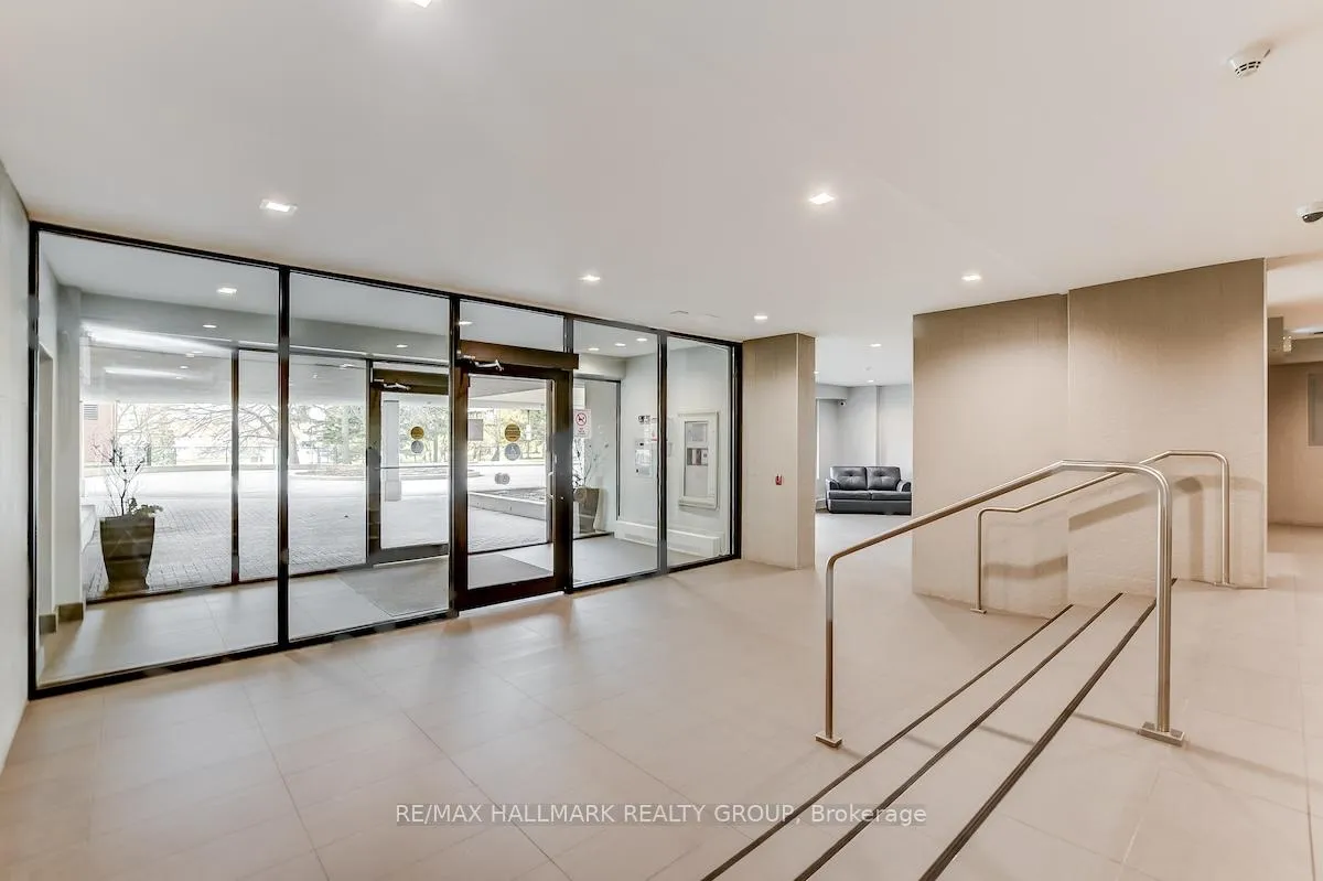Photo 8 of Unit 1007, 665 Bathgate Drive, Ottawa, Carson Meadows — HOMEH