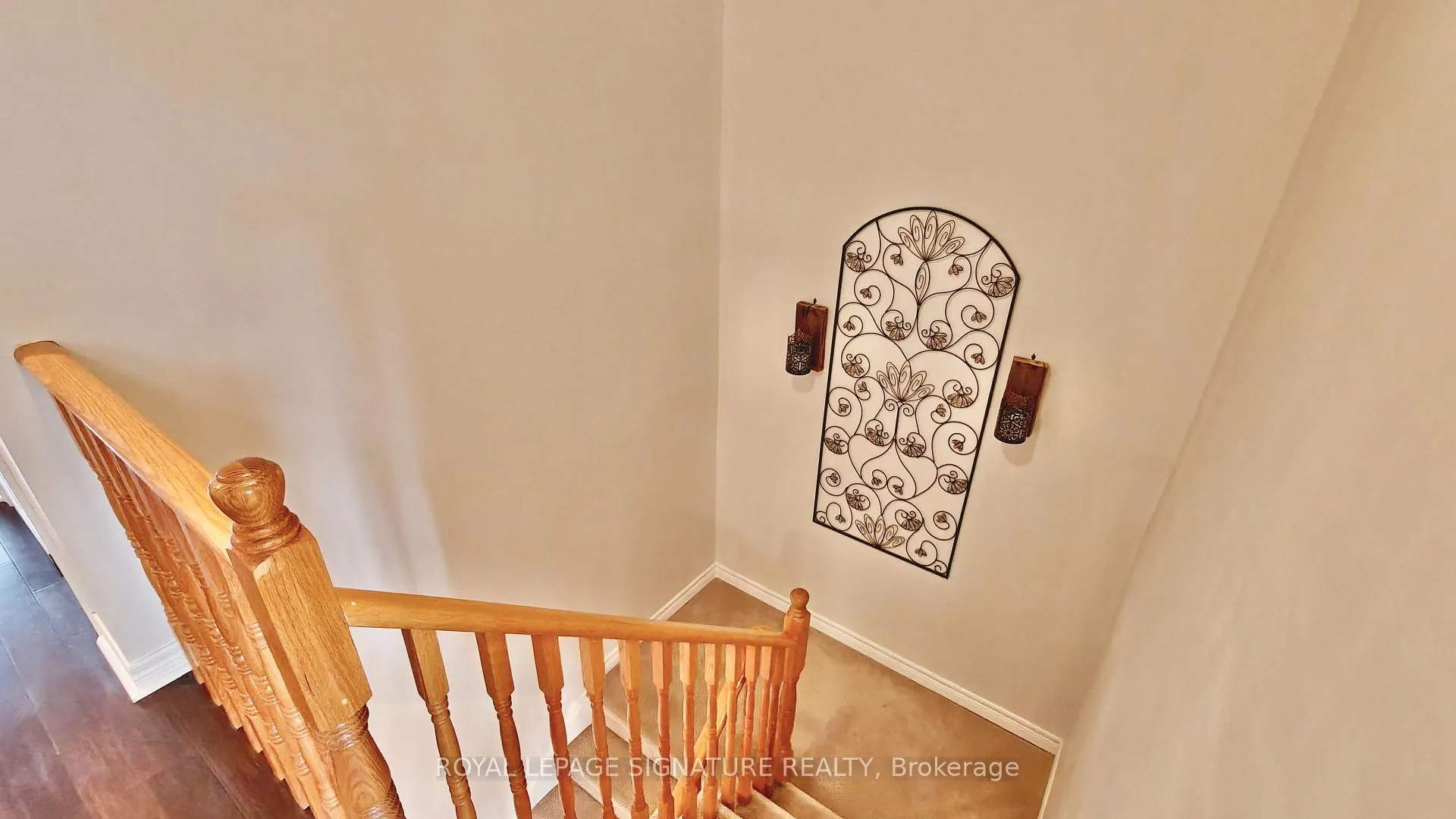 Photo 11 of 14 Ostick Street, Aurora, Bayview Wellington — HOMEH