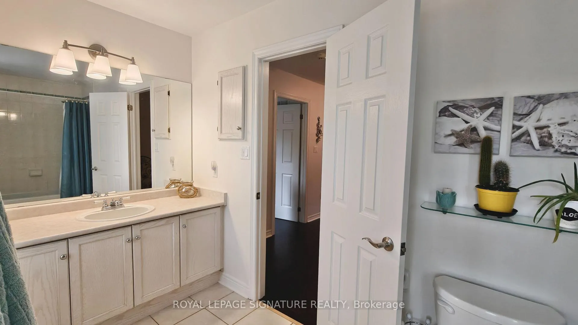 Photo 16 of 14 Ostick Street, Aurora, Bayview Wellington — HOMEH