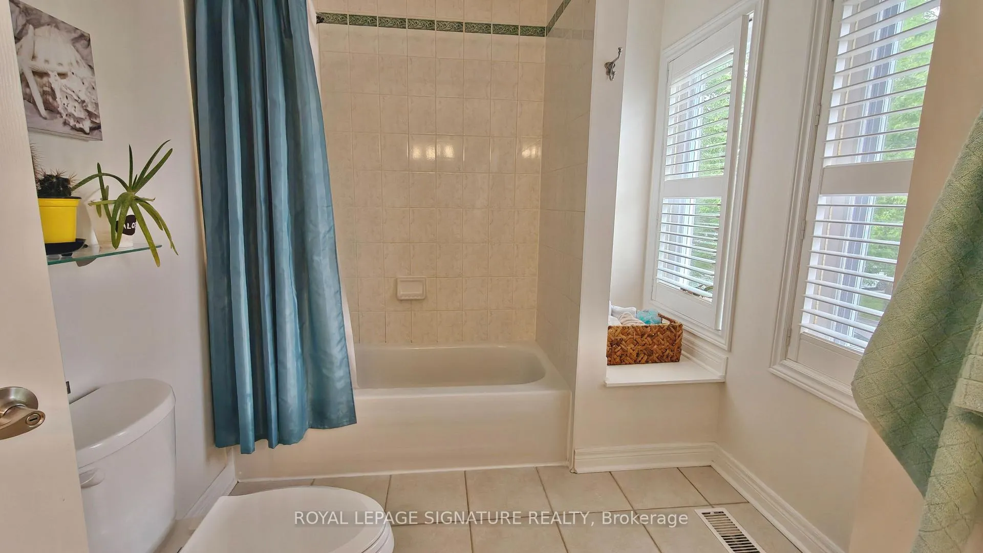 Photo 17 of 14 Ostick Street, Aurora, Bayview Wellington — HOMEH