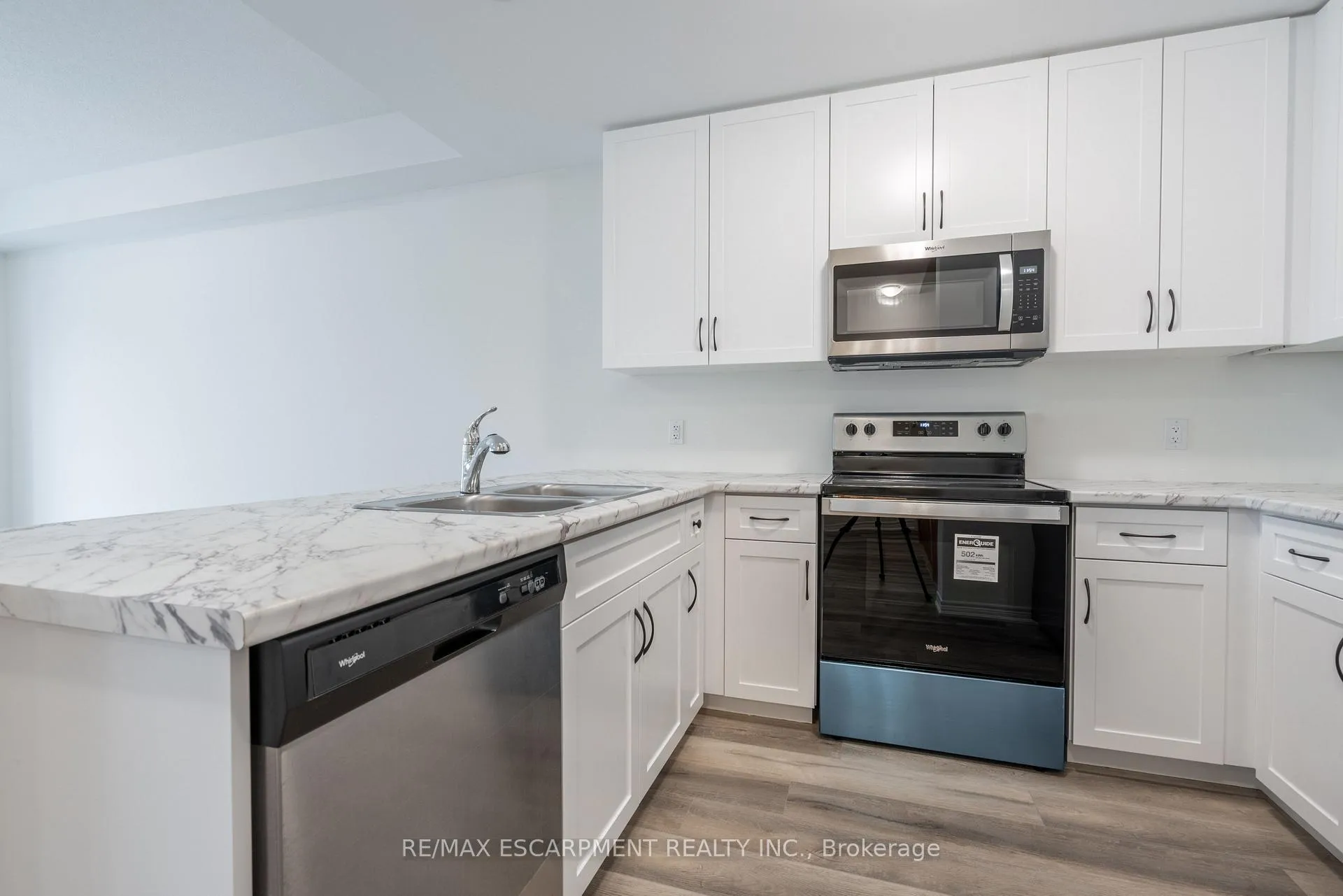 Photo 4 of 1278 Baseline Road, Hamilton, Winona Park — HOMEH