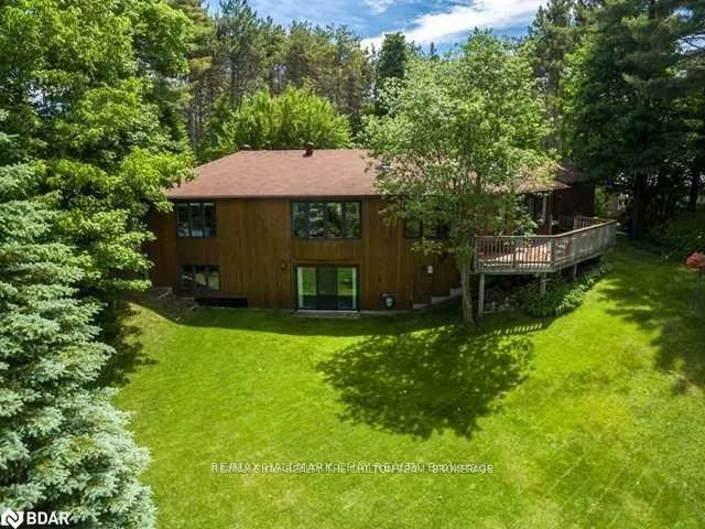 Photo 7 of 16 Highland Drive, Oro-Medonte, Horseshoe Valley — HOMEH