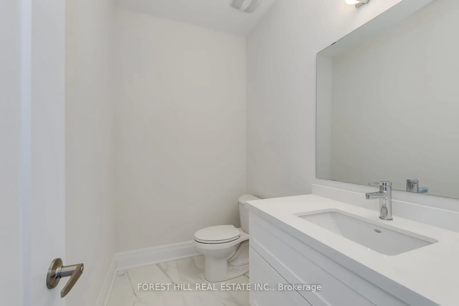 Photo 23 of 35 Gianvito Crescent, King, King City — HOMEH