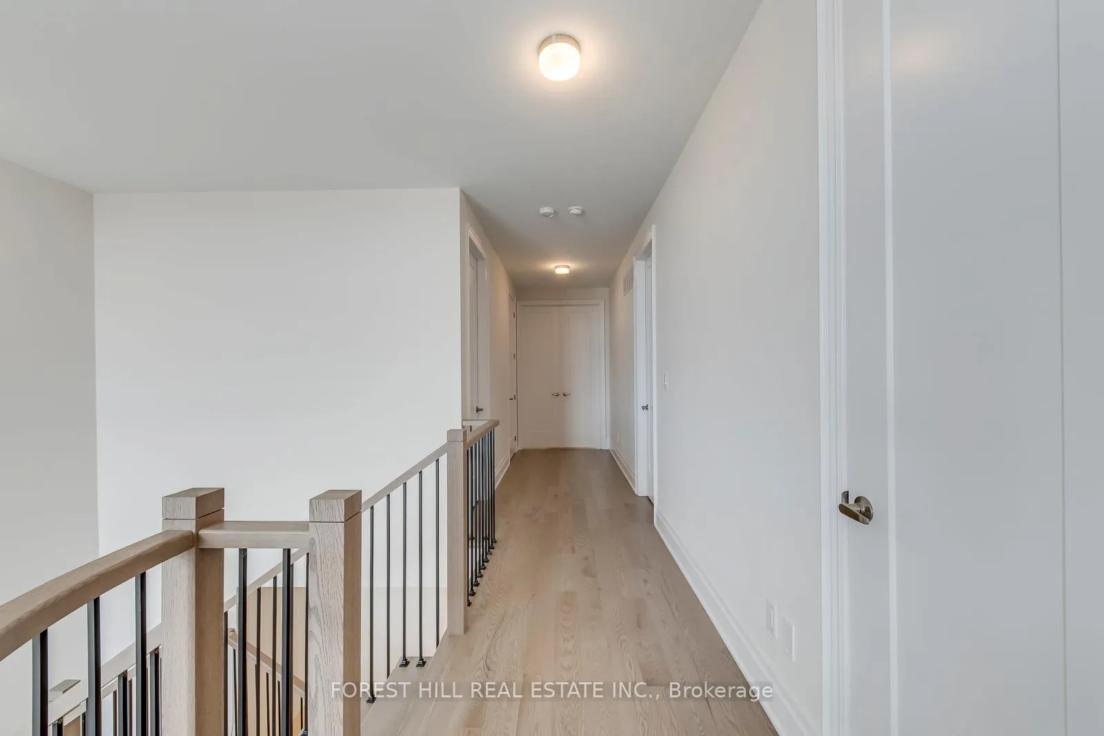 Photo 24 of 35 Gianvito Crescent, King, King City — HOMEH