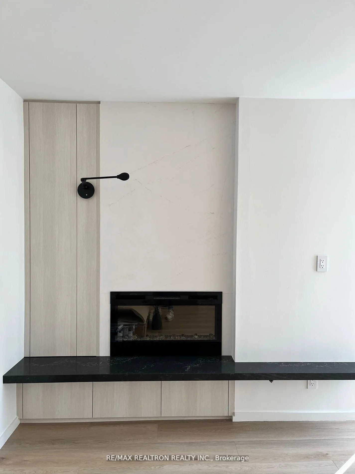 Photo 22 of Unit 1705, 33 University Avenue, Toronto, Bay Street Corridor — HOMEH