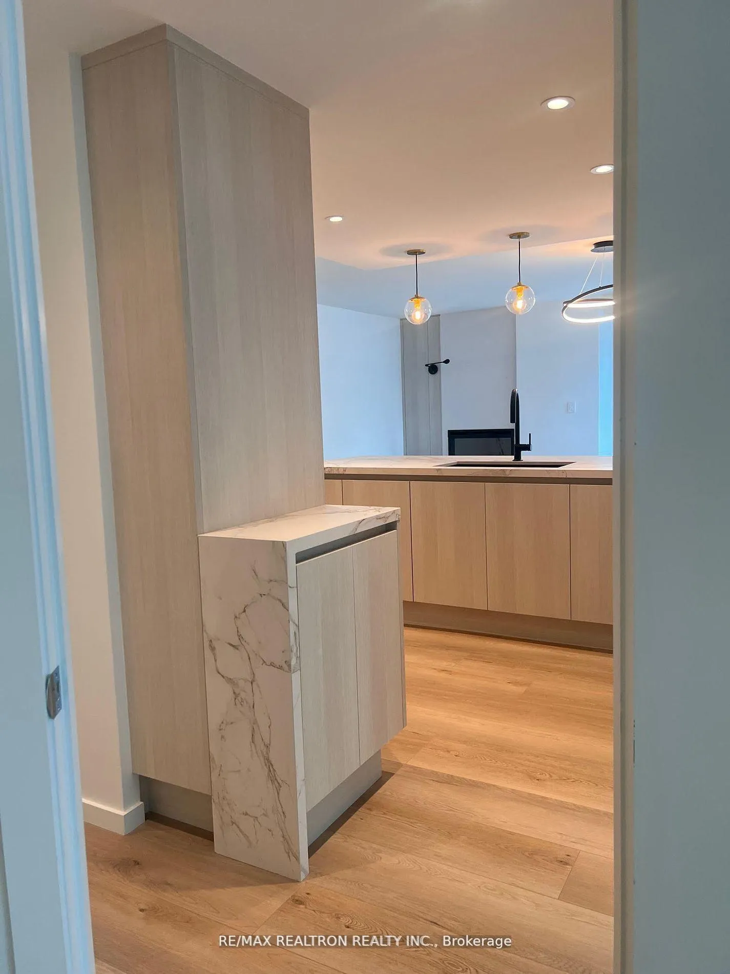 Photo 26 of Unit 1705, 33 University Avenue, Toronto, Bay Street Corridor — HOMEH