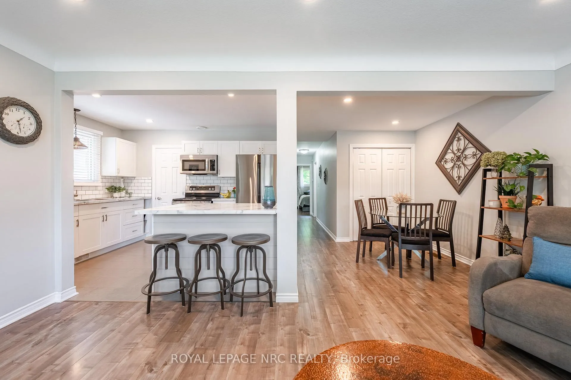 Photo 3 of 12 Cypress Street, St. Catharines, Lakeport — HOMEH