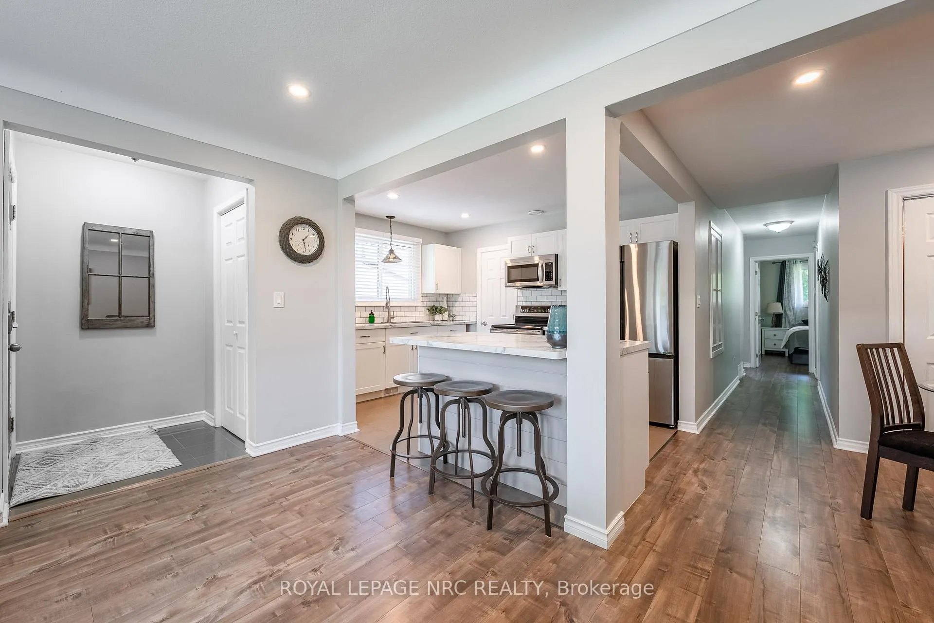 Photo 4 of 12 Cypress Street, St. Catharines, Lakeport — HOMEH