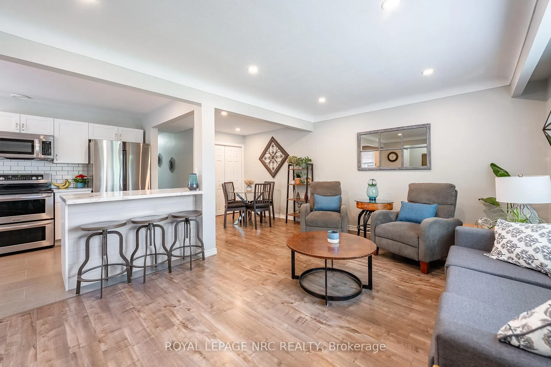 Photo 6 of 12 Cypress Street, St. Catharines, Lakeport — HOMEH