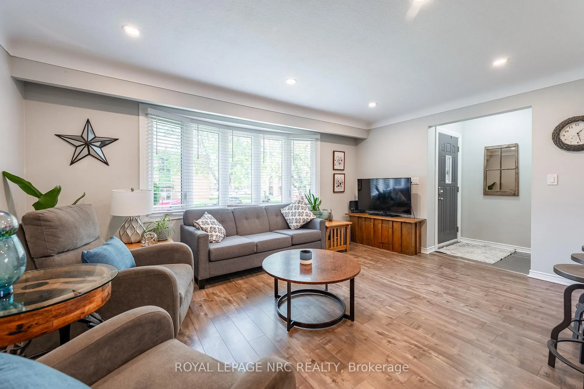 Photo 10 of 12 Cypress Street, St. Catharines, Lakeport — HOMEH