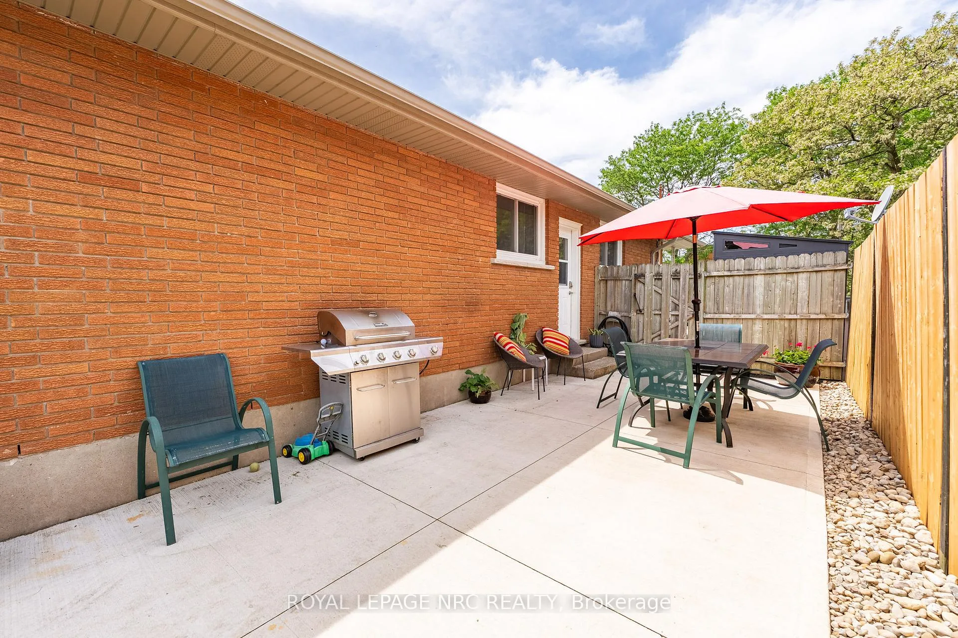 Photo 33 of 12 Cypress Street, St. Catharines, Lakeport — HOMEH