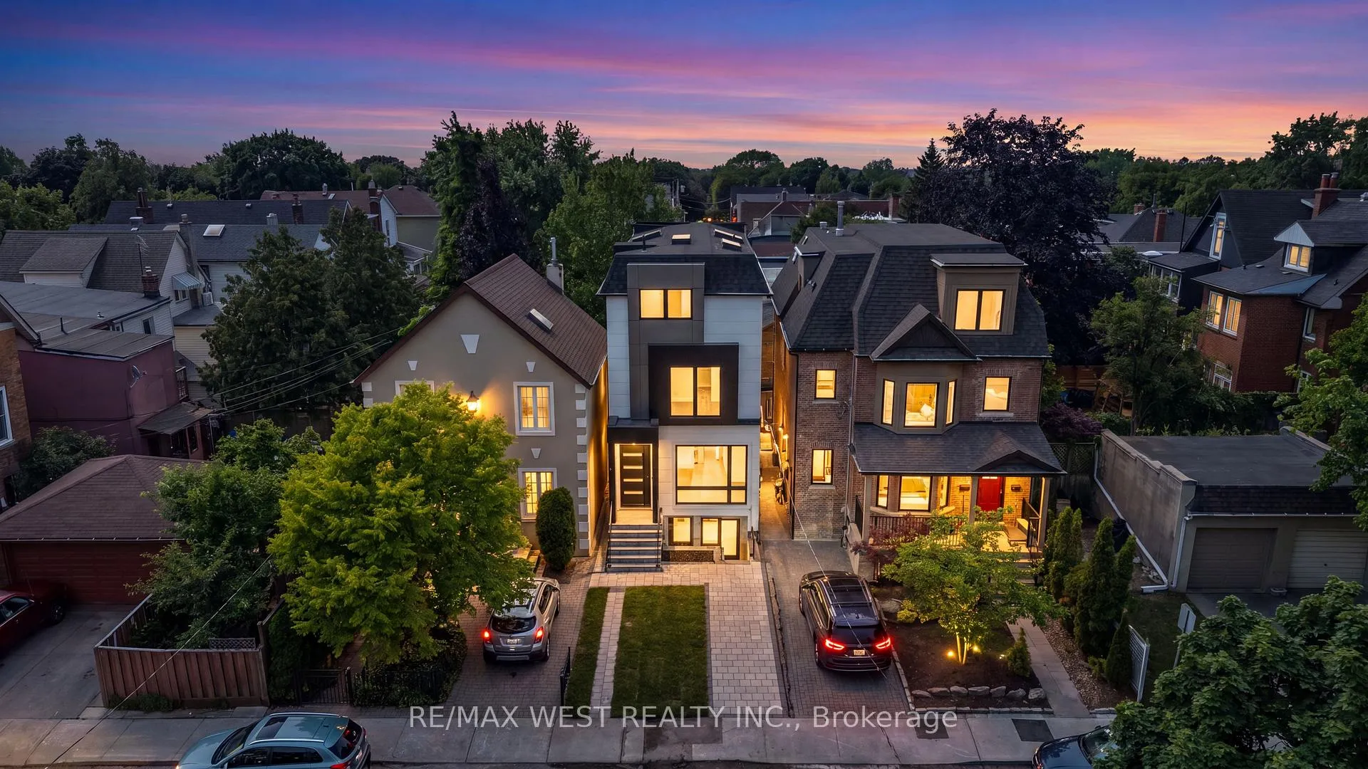 Photo 2 of 15 Cruikshank Avenue, Toronto, Playter Estates-Danforth — HOMEH