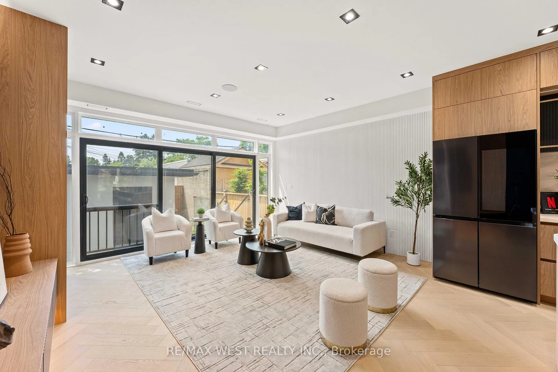 Photo 18 of 15 Cruikshank Avenue, Toronto, Playter Estates-Danforth — HOMEH