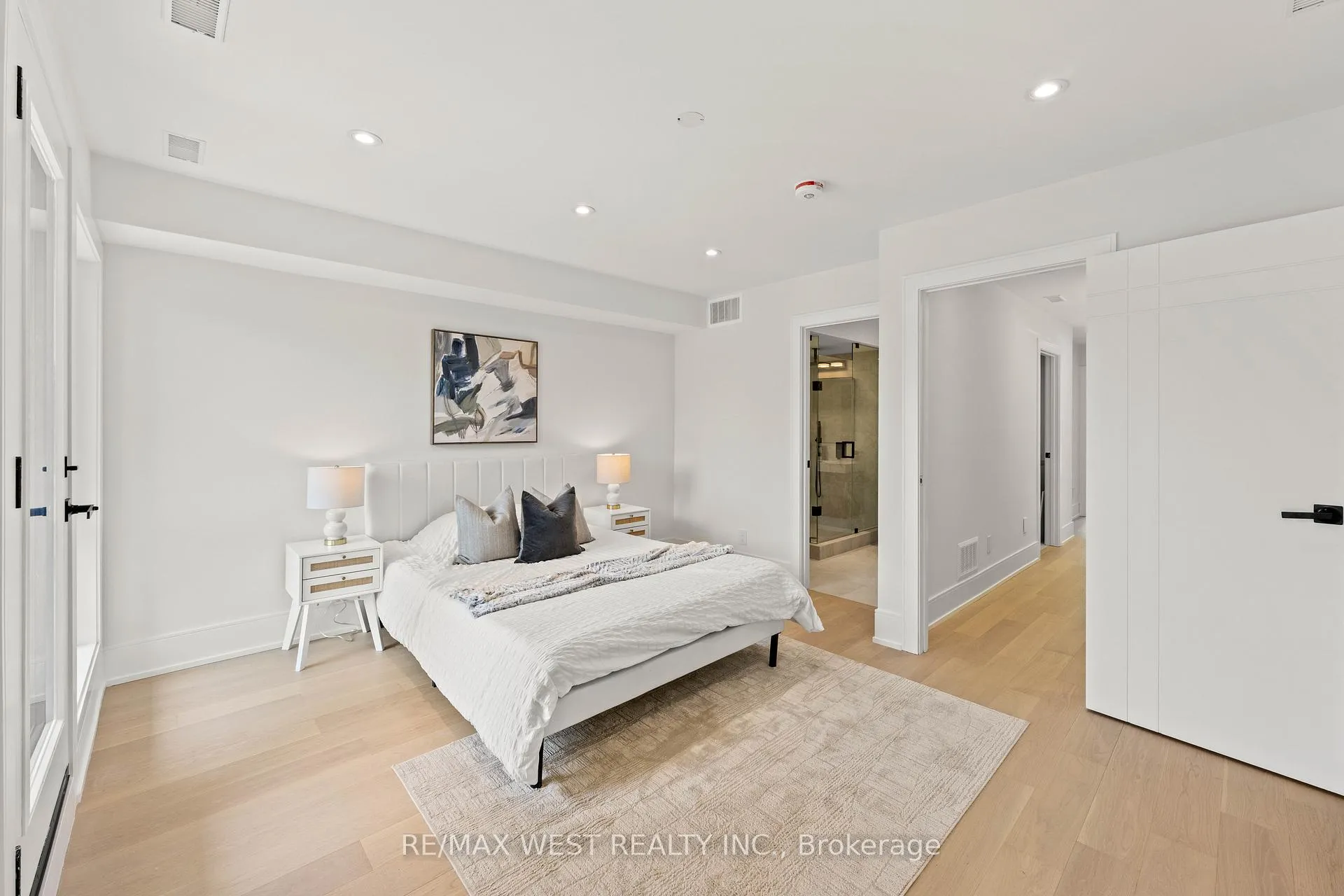 Photo 24 of 15 Cruikshank Avenue, Toronto, Playter Estates-Danforth — HOMEH