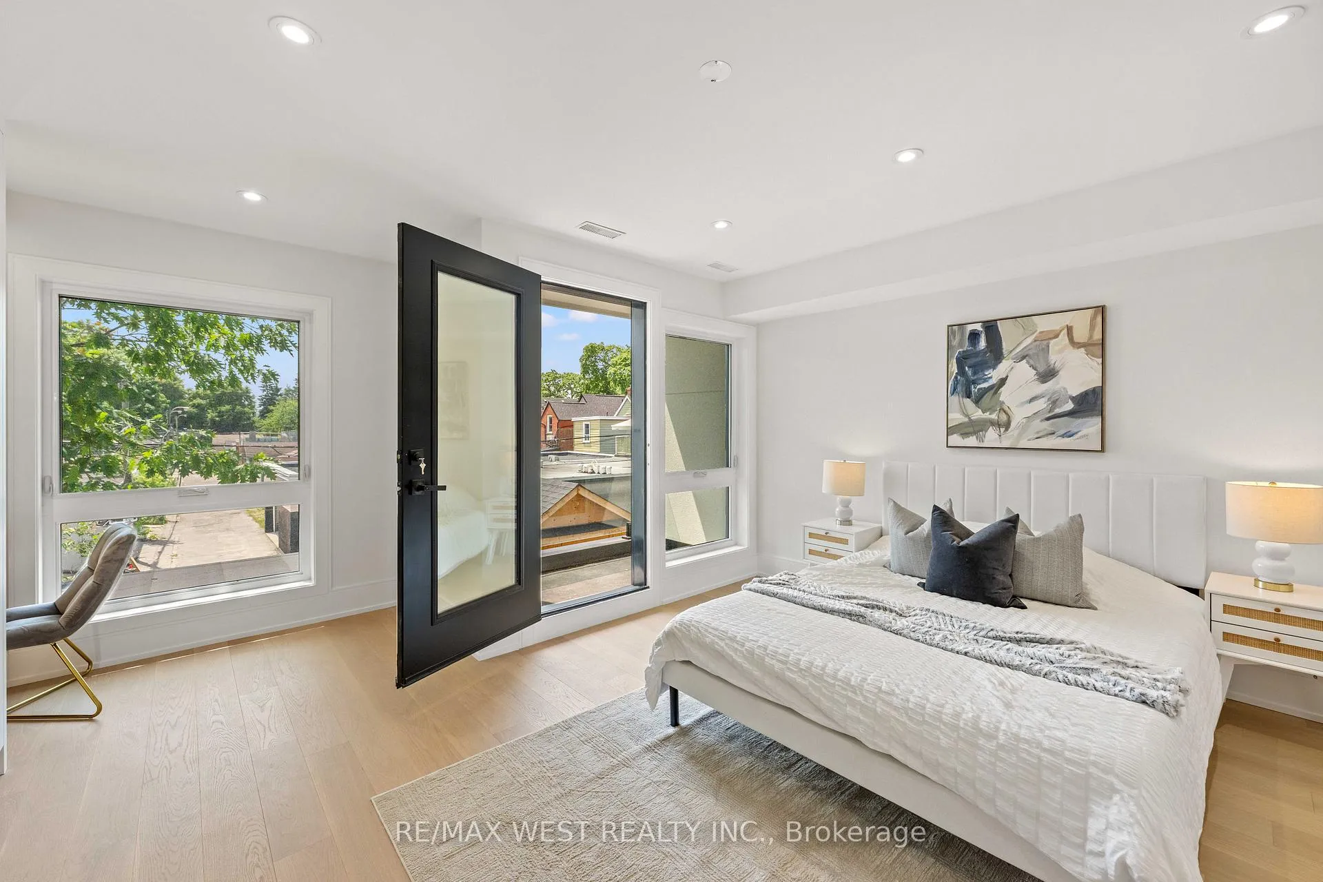 Photo 27 of 15 Cruikshank Avenue, Toronto, Playter Estates-Danforth — HOMEH
