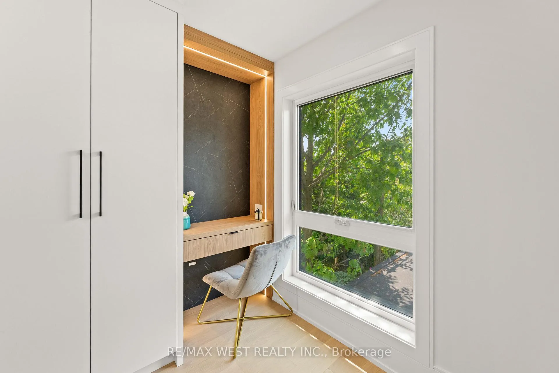 Photo 34 of 15 Cruikshank Avenue, Toronto, Playter Estates-Danforth — HOMEH