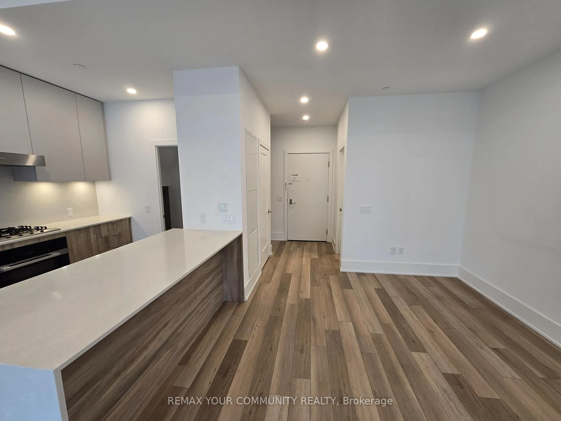 Photo 6 of Unit 116W, 9 Clegg Road, Markham, Unionville — HOMEH