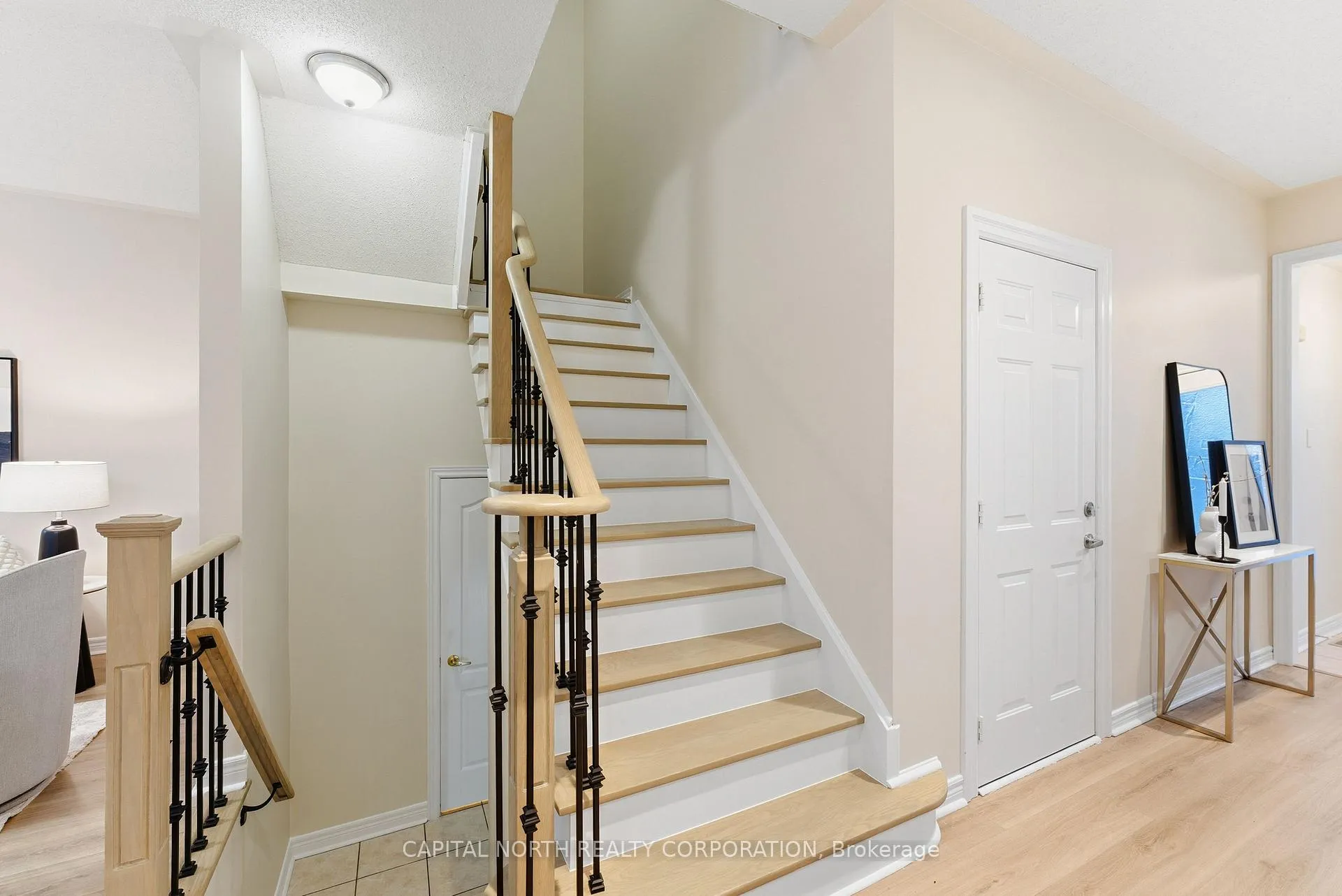 Photo 20 of 74 Bullrush Drive, Vaughan, Vellore Village — HOMEH