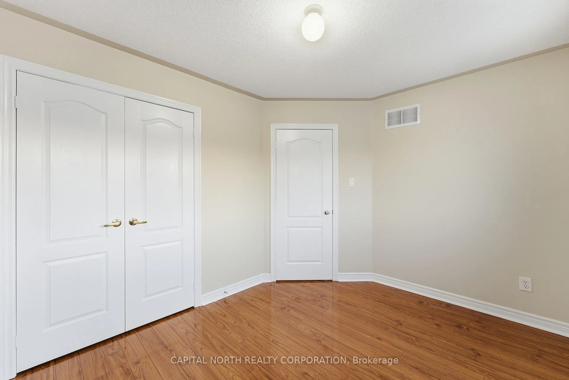 Photo 30 of 74 Bullrush Drive, Vaughan, Vellore Village — HOMEH