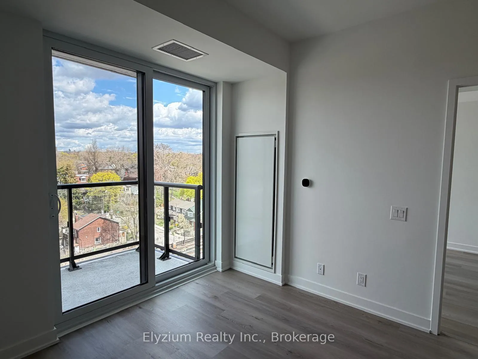 Photo 9 of Unit 715, 1660 Bloor Street W, Toronto, High Park North — HOMEH