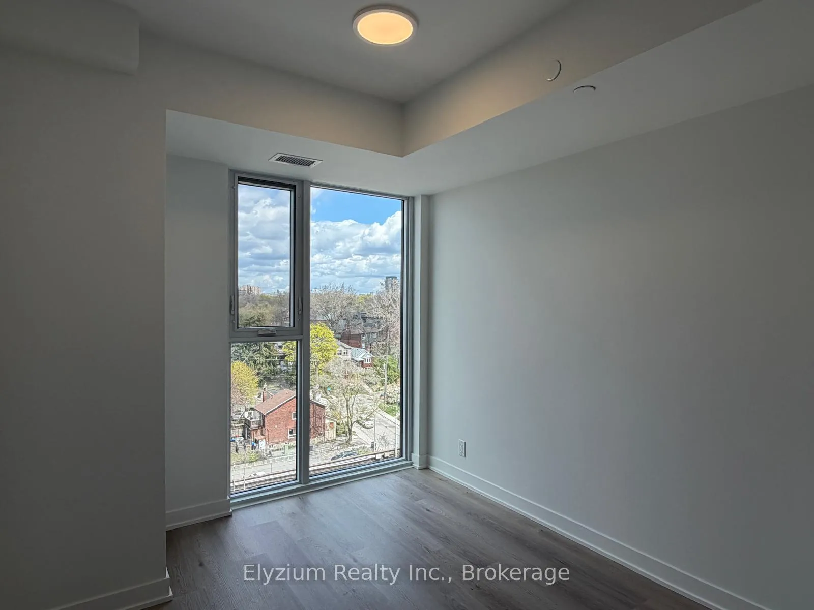 Photo 12 of Unit 715, 1660 Bloor Street W, Toronto, High Park North — HOMEH