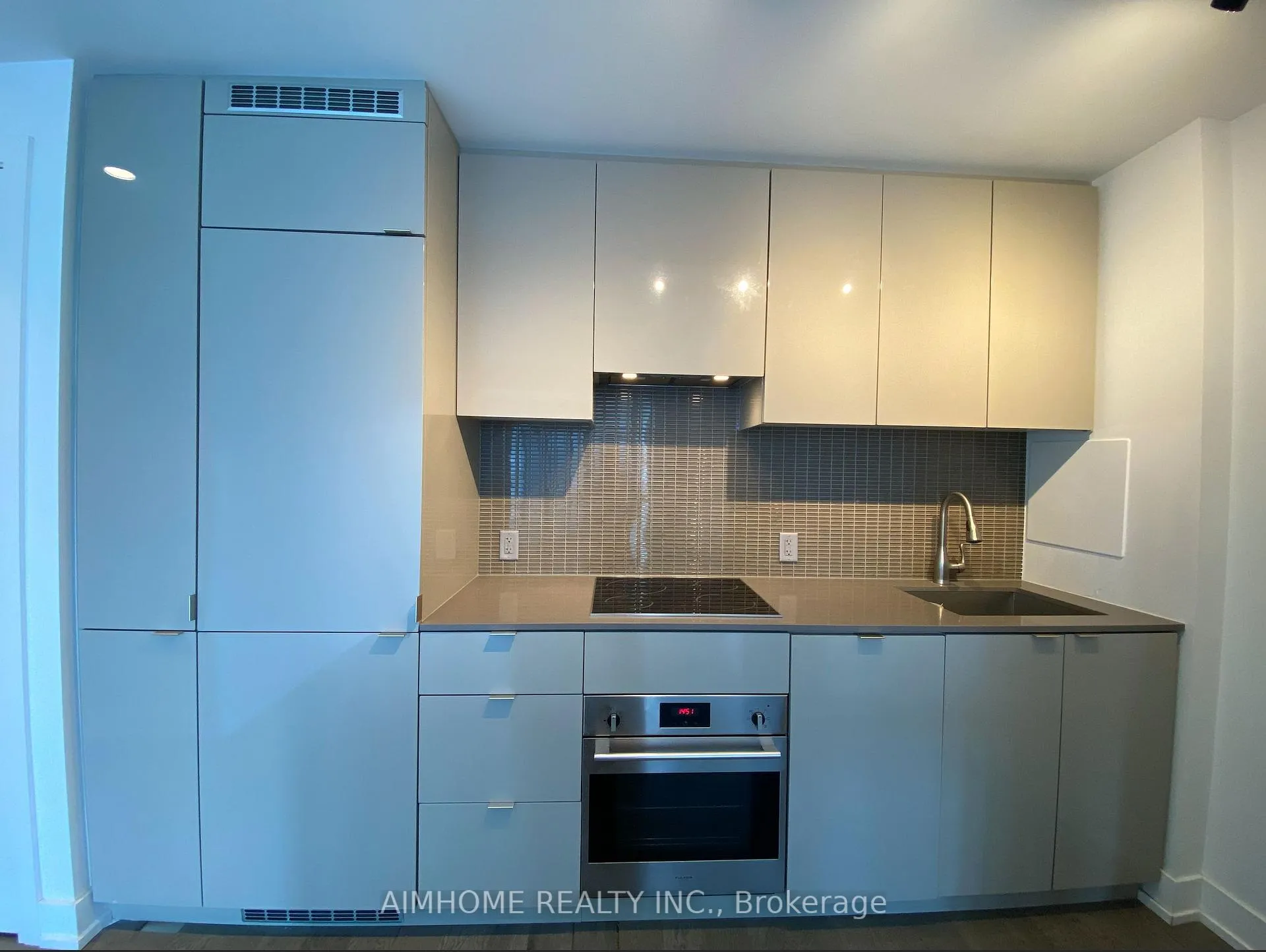 Photo 2 of Unit 3503, 7 Grenville Street, Toronto, Bay Street Corridor — HOMEH