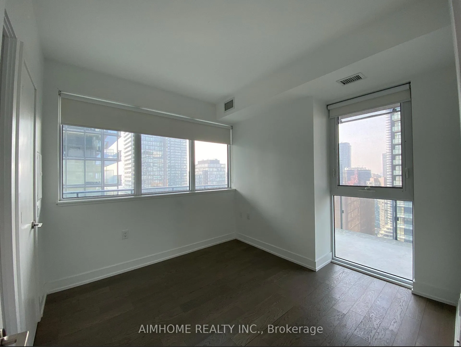 Photo 7 of Unit 3503, 7 Grenville Street, Toronto, Bay Street Corridor — HOMEH