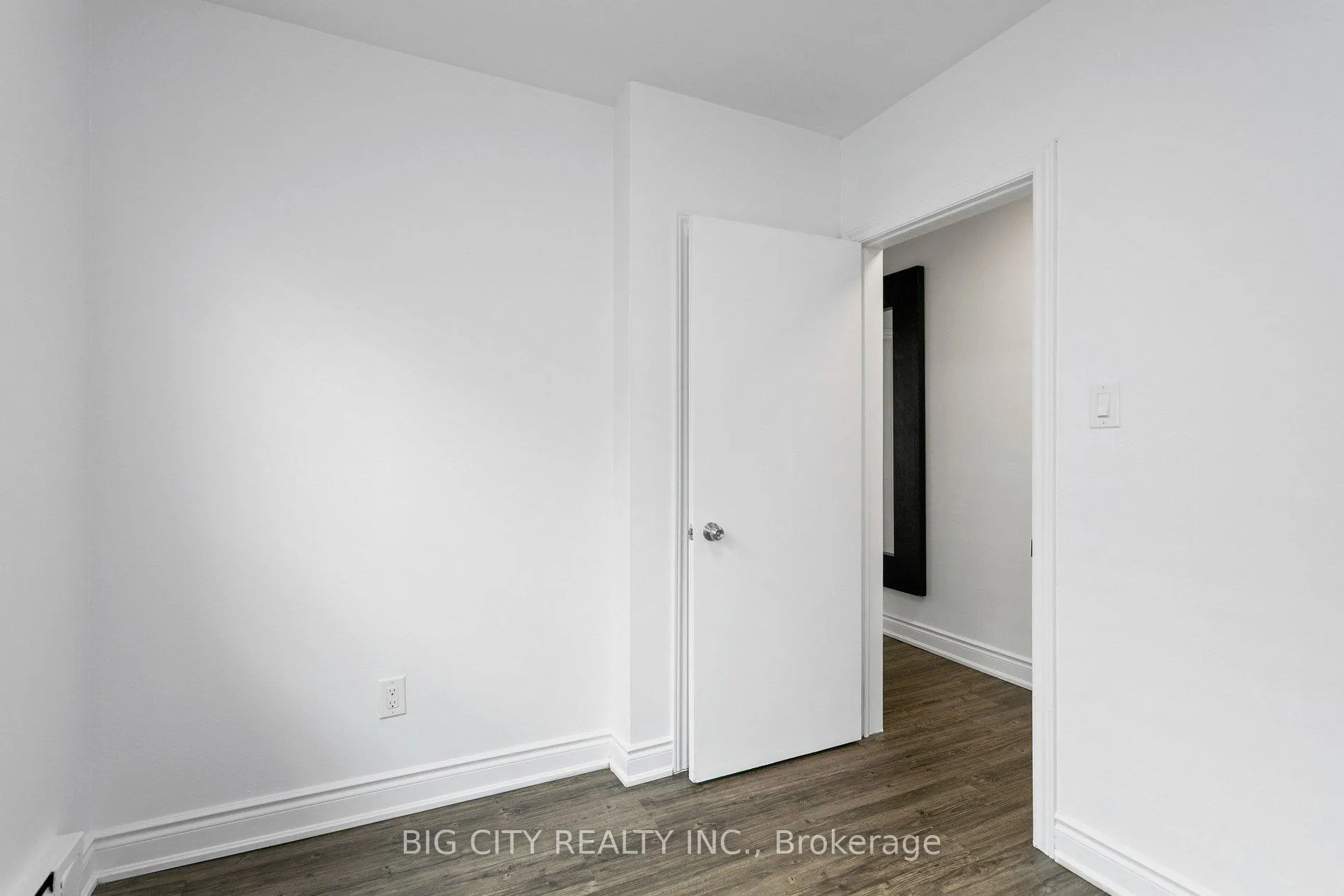 Photo 10 of Unit 2, 2656 Islington Avenue, Etobicoke, Thistletown-Beaumonde Heights — HOMEH