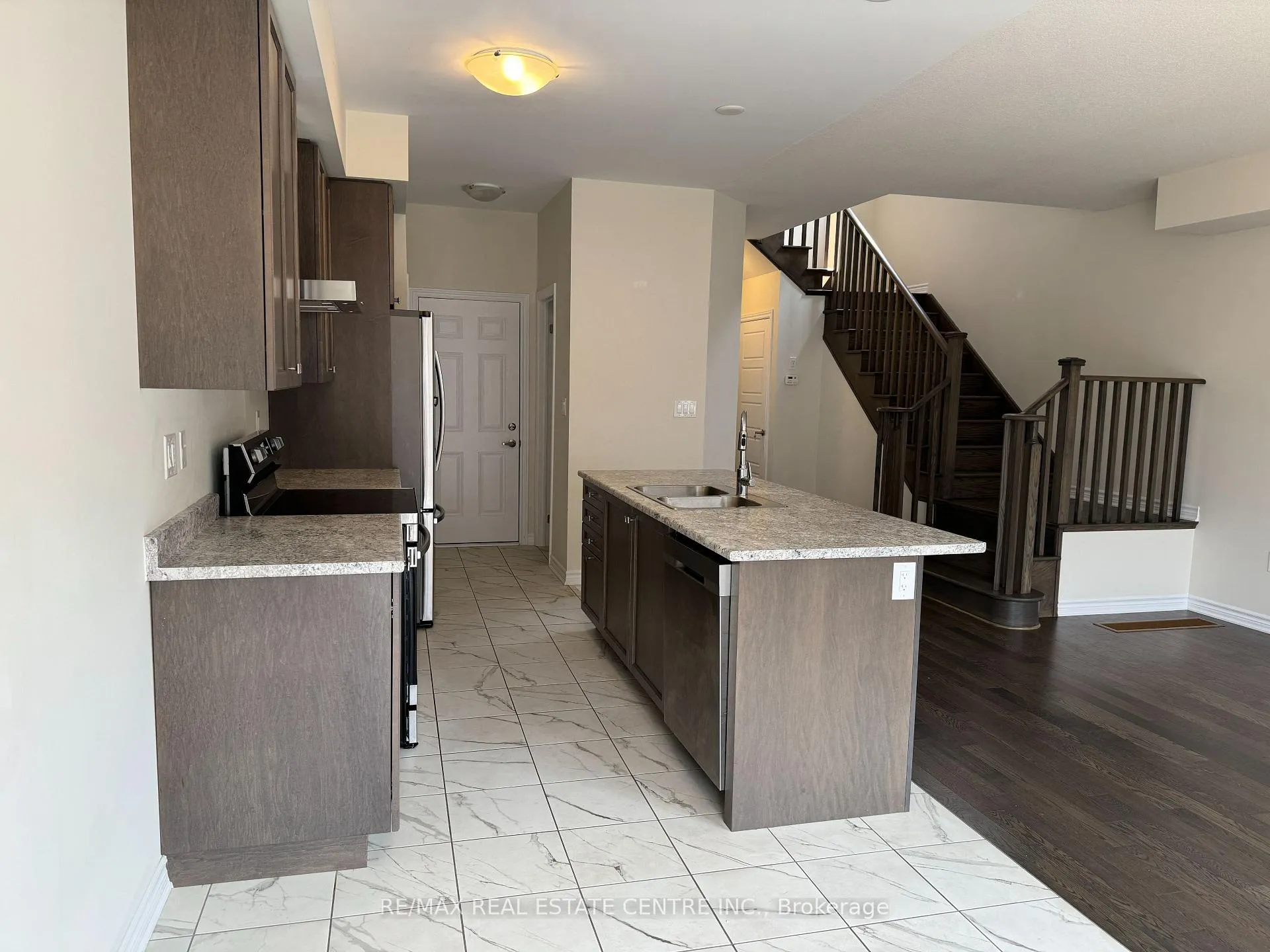 Photo 10 of 89 Blacksmith Drive, Woolwich, Breslau — HOMEH