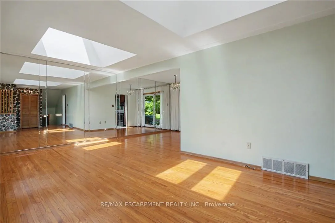 Photo 5 of 78 Christopher Drive, Hamilton, Kennedy — HOMEH