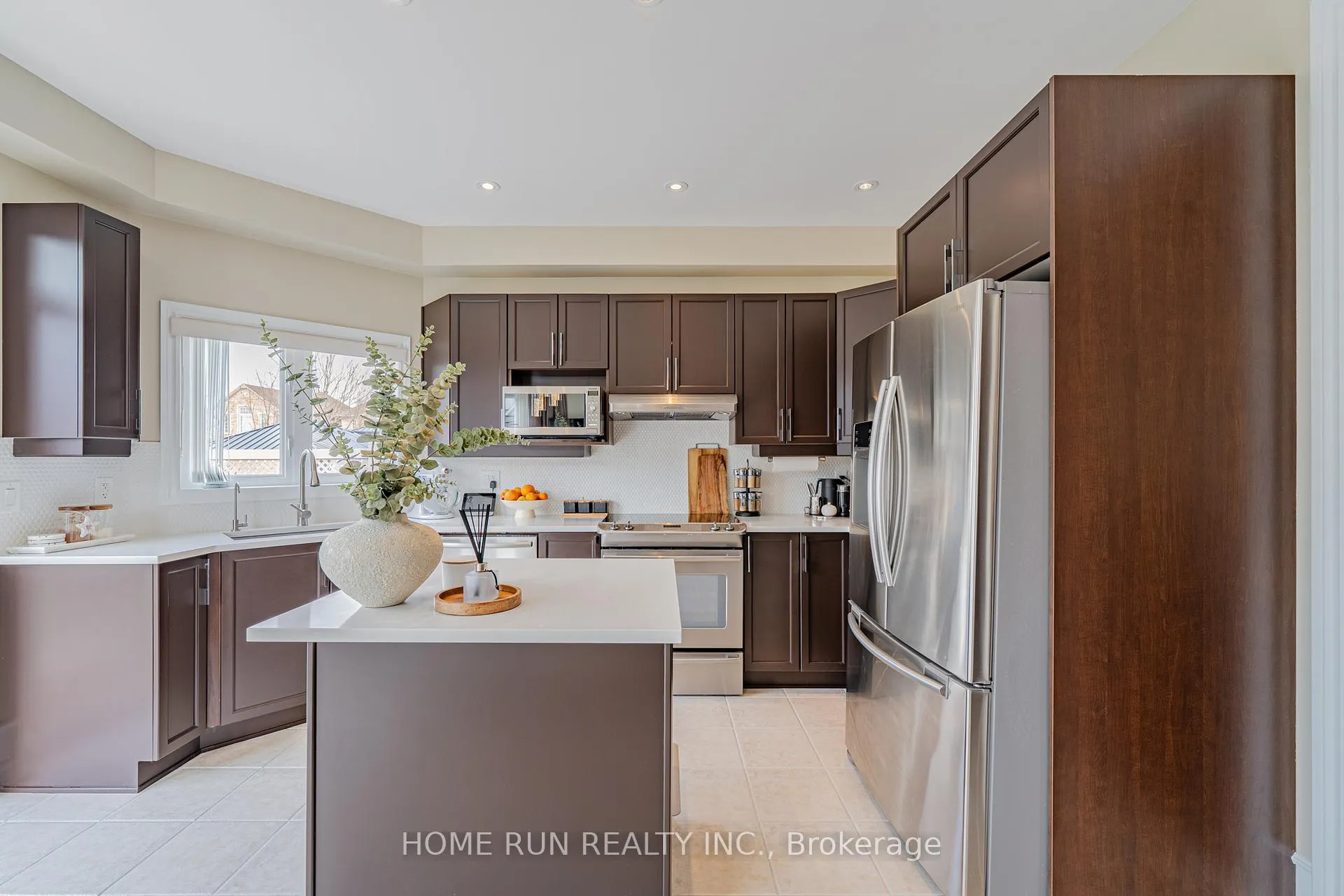 Photo 13 of 131 Kinghaven Crescent, Ottawa, Kanata - Bridlewood — HOMEH