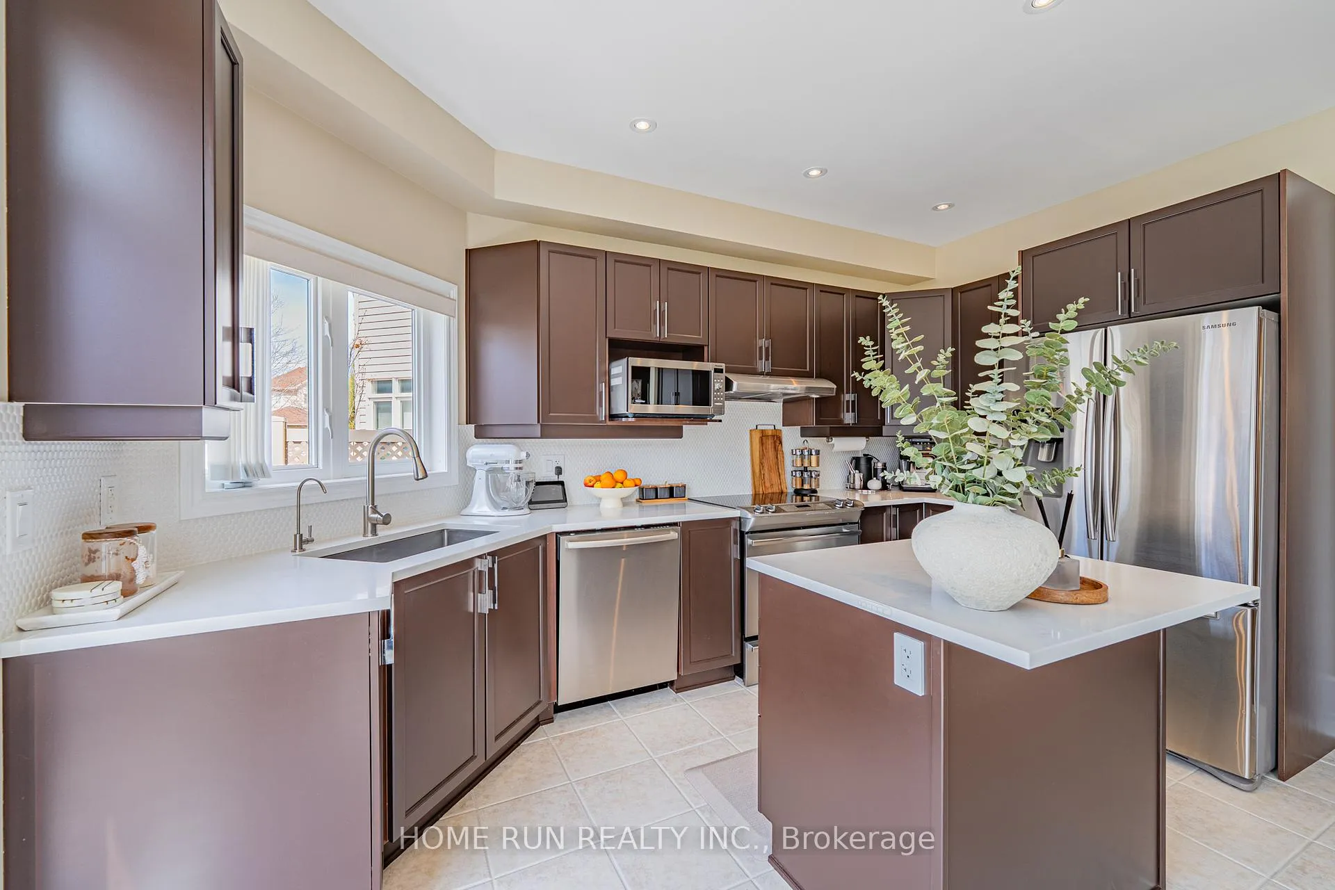 Photo 16 of 131 Kinghaven Crescent, Ottawa, Kanata - Bridlewood — HOMEH