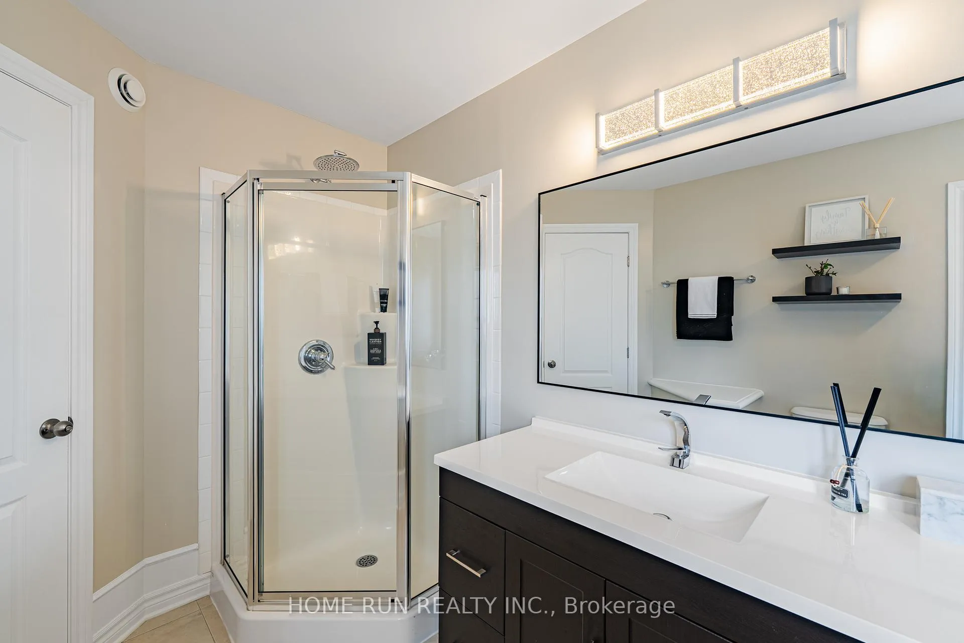 Photo 24 of 131 Kinghaven Crescent, Ottawa, Kanata - Bridlewood — HOMEH