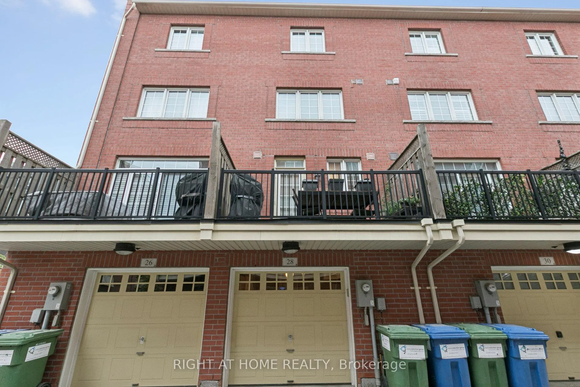 Photo 31 of 28 Raffeix Lane, Toronto, Moss Park — HOMEH