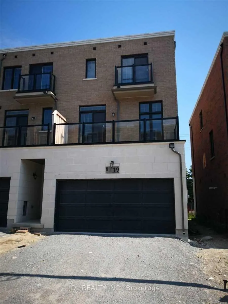 Photo 1 of 19 Hyderabad Lane, Markham, Greensborough — HOMEH