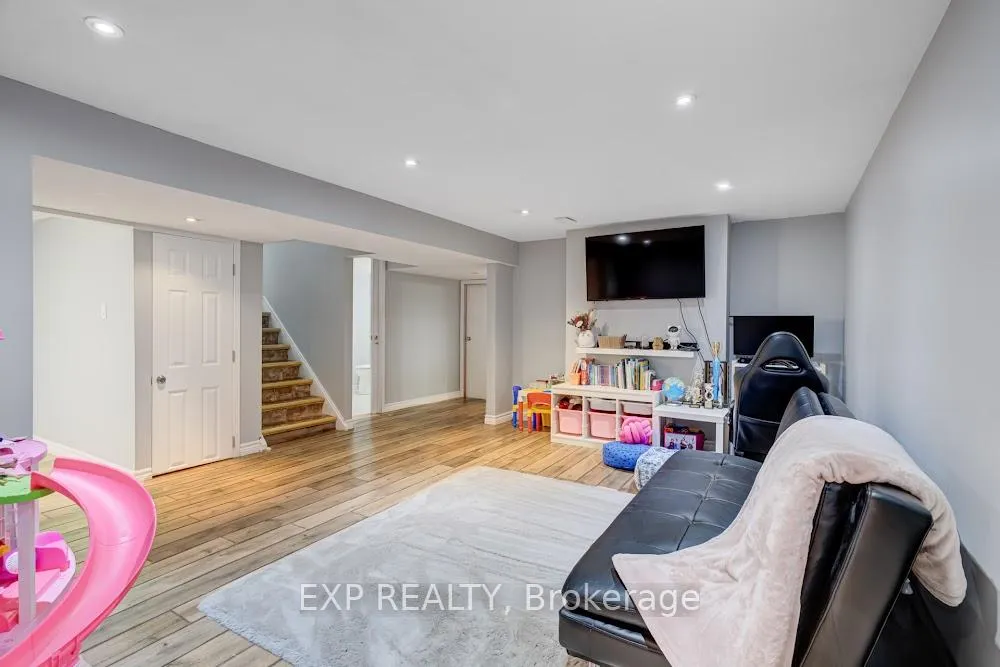 Photo 19 of 42 Terrace Drive, Hamilton, Balfour — HOMEH