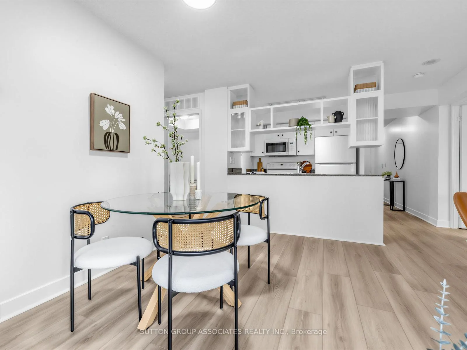 Photo 10 of Unit 611, 381 Front Street W, Toronto, Waterfront Communities — HOMEH