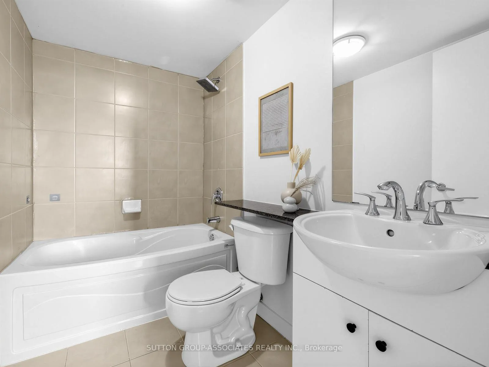Photo 19 of Unit 611, 381 Front Street W, Toronto, Waterfront Communities — HOMEH