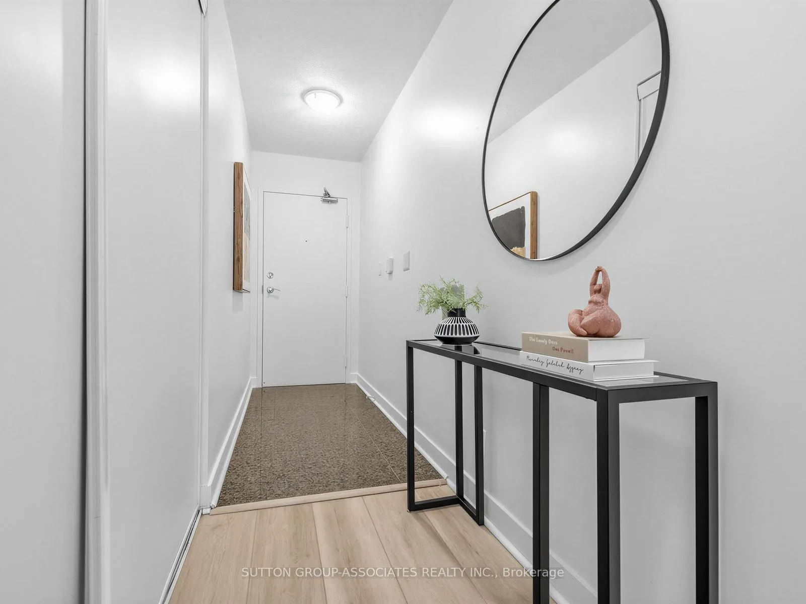 Photo 24 of Unit 611, 381 Front Street W, Toronto, Waterfront Communities — HOMEH