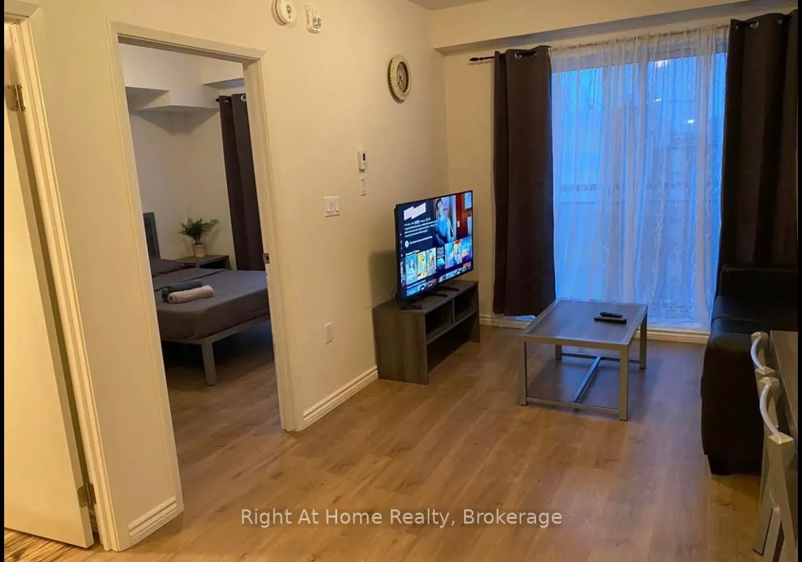 Photo 4 of Unit B602, 275 Larch Street, Waterloo — HOMEH