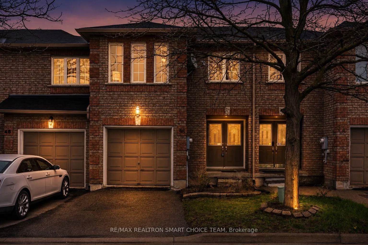 Photo 2 of Unit 48, 100 Brickyard Way, Brampton, Brampton North — HOMEH
