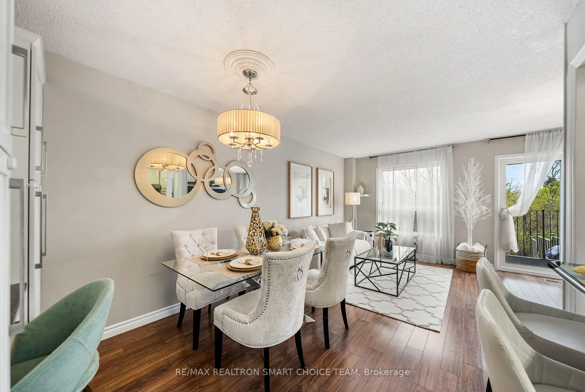 Photo 12 of Unit 48, 100 Brickyard Way, Brampton, Brampton North — HOMEH