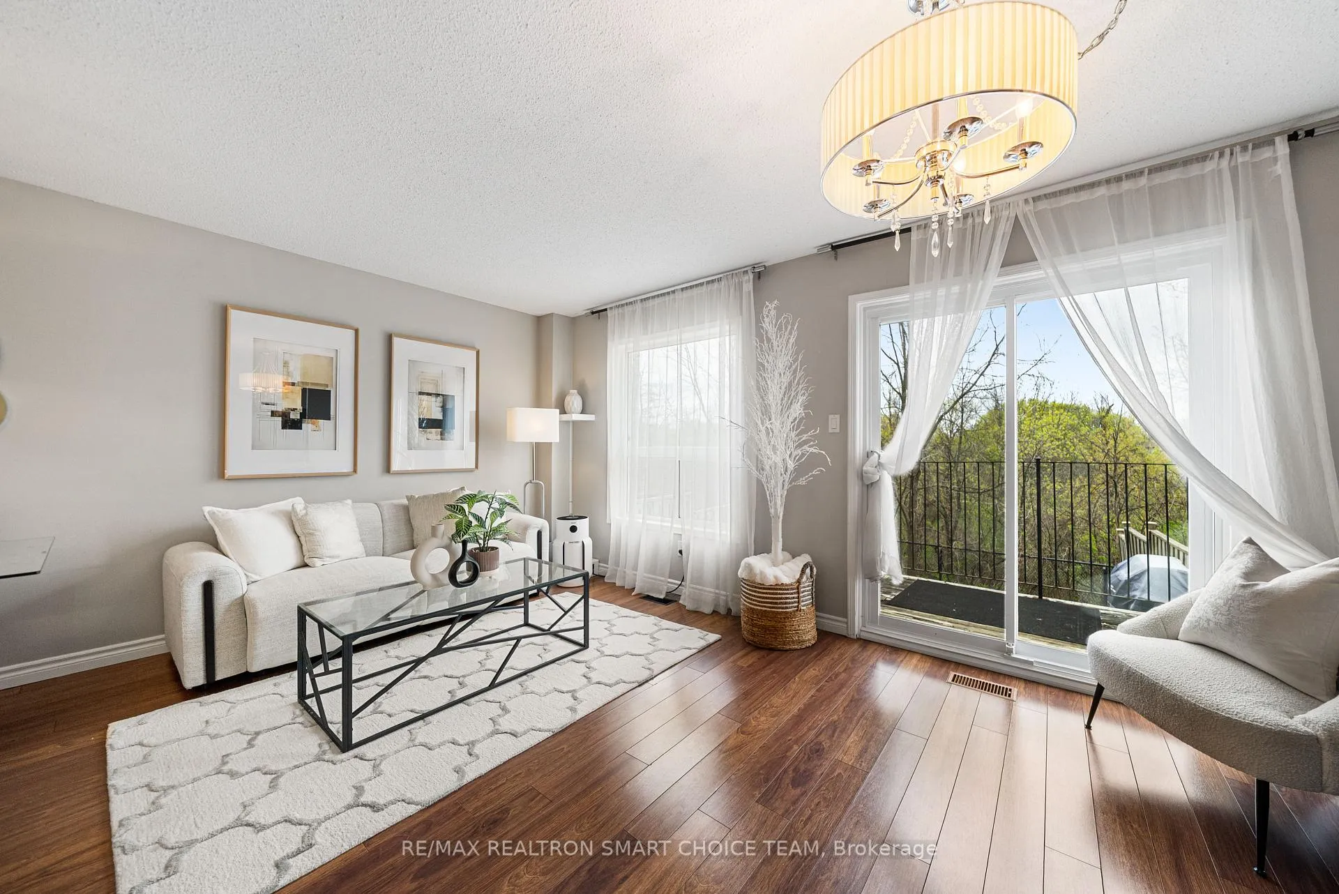 Photo 19 of Unit 48, 100 Brickyard Way, Brampton, Brampton North — HOMEH