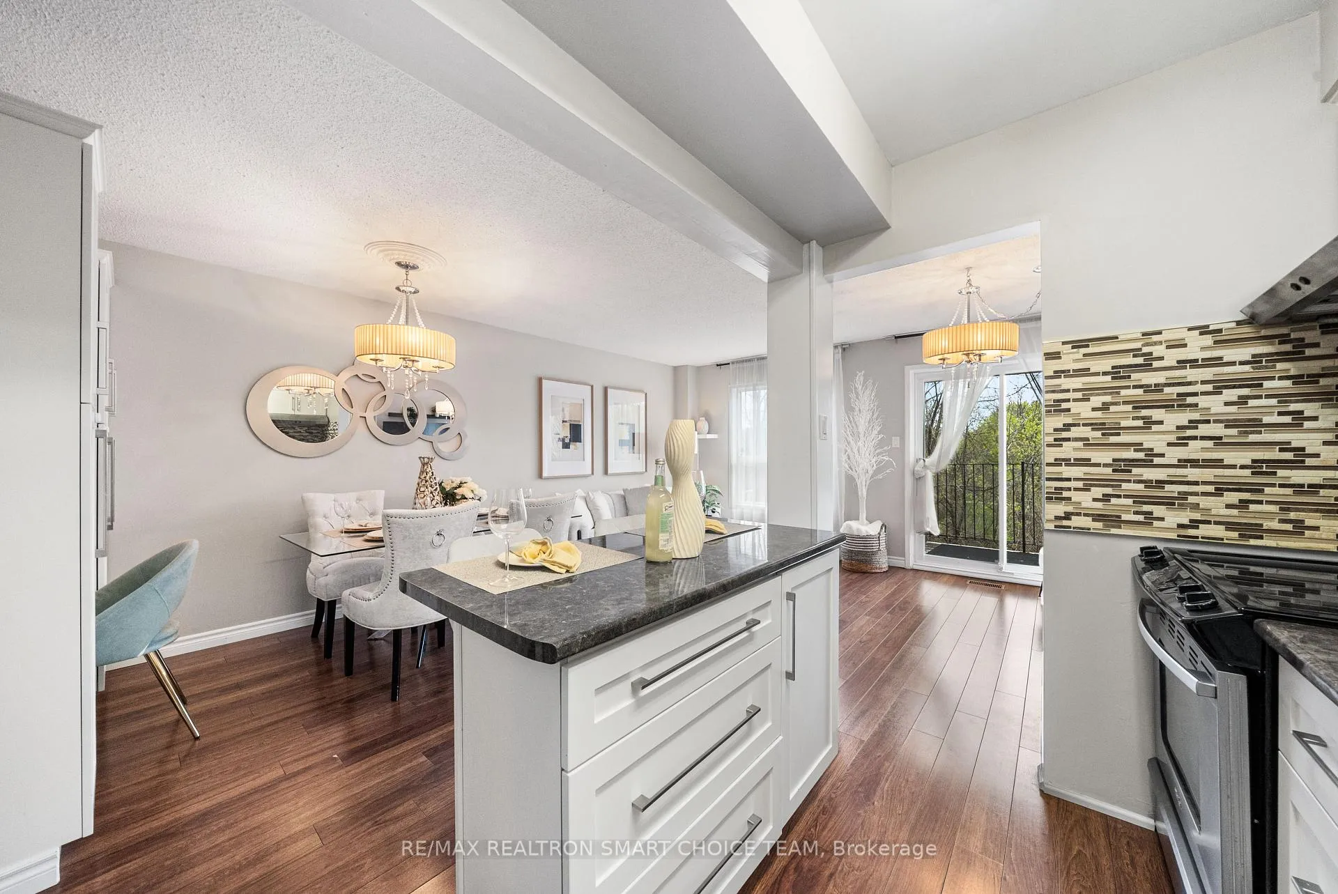 Photo 23 of Unit 48, 100 Brickyard Way, Brampton, Brampton North — HOMEH